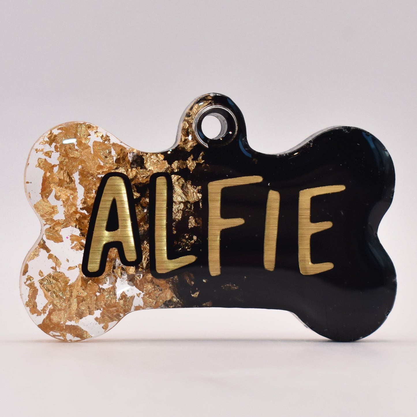 BLACK & GOLD FLAKES TAG