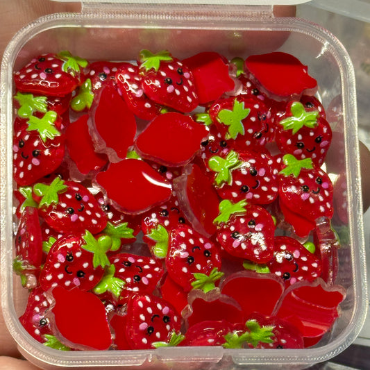 SMILEY STRAWBERRY TAG