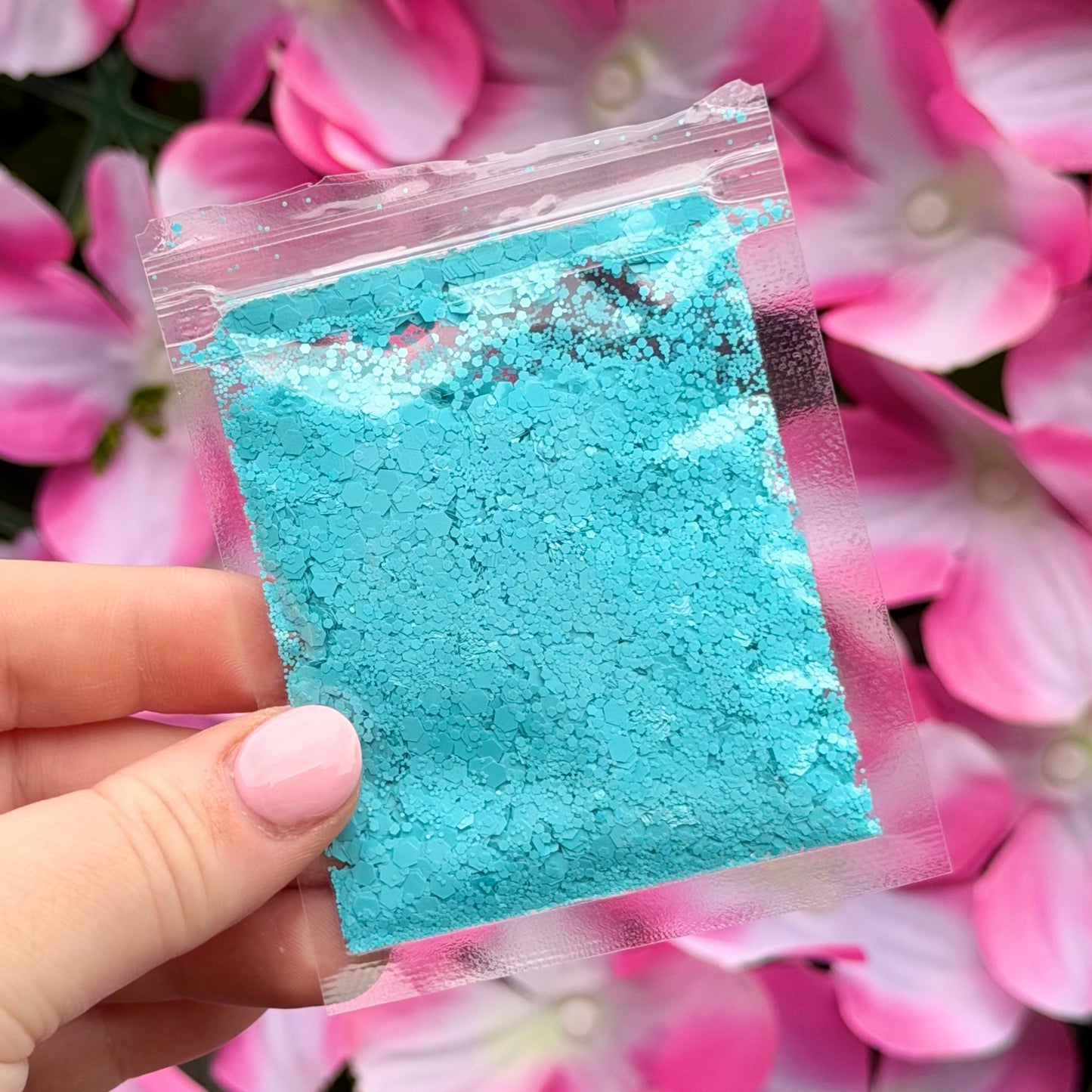 The Zeus Glitter Tag